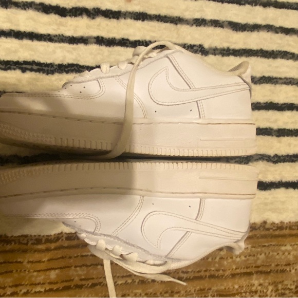 Nike Air Force one youth - Picture 4 of 6